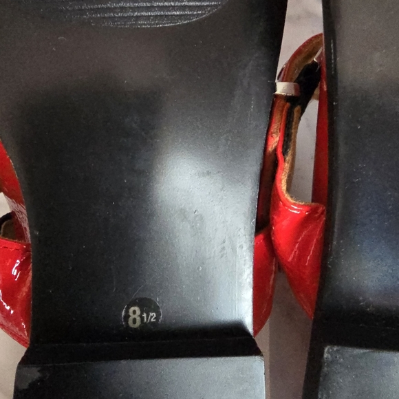 Steve Madden New Smokee Cherry Red Patent Leather Buckle Slinback Flats SZ 8.5 - Picture 11 of 12